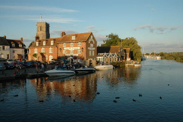 The Old Granary, Wareham - geograph.org.uk - 725038