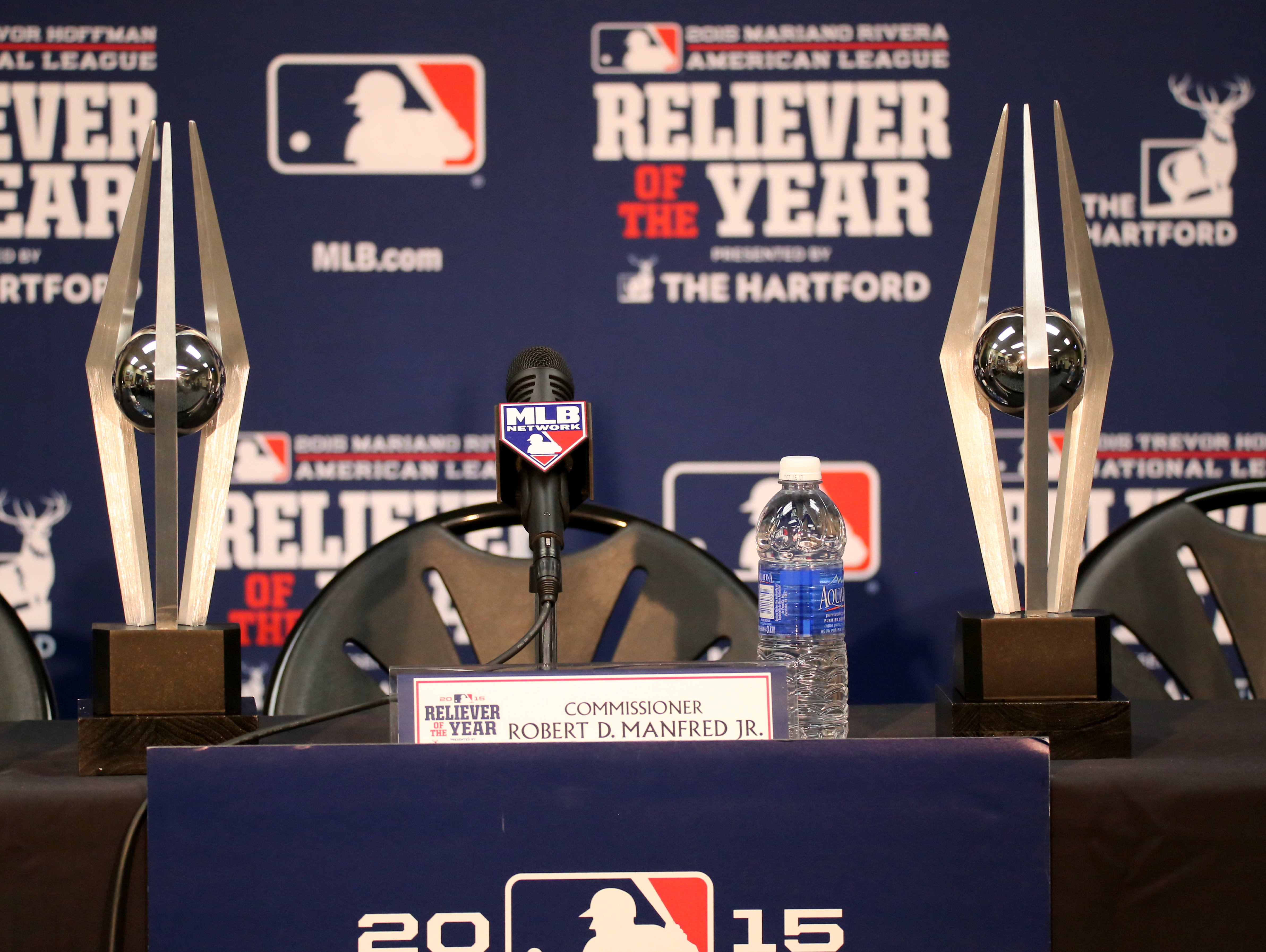 Major League Baseball Reliever of the Year Award - Wikipedia