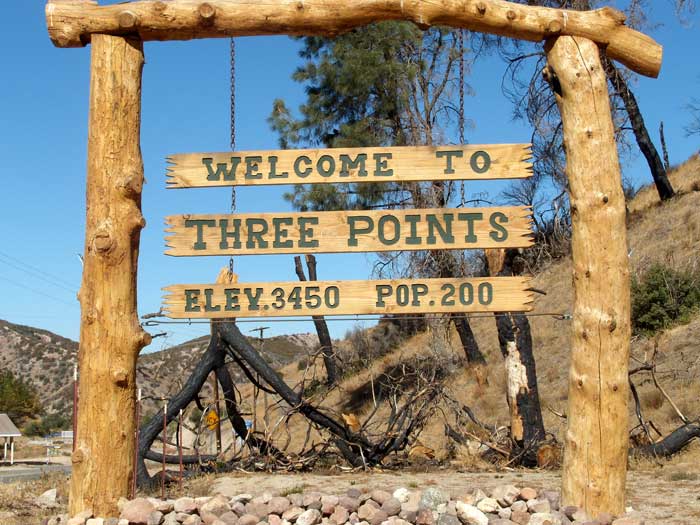 File:Three-Points-Welcome.jpg