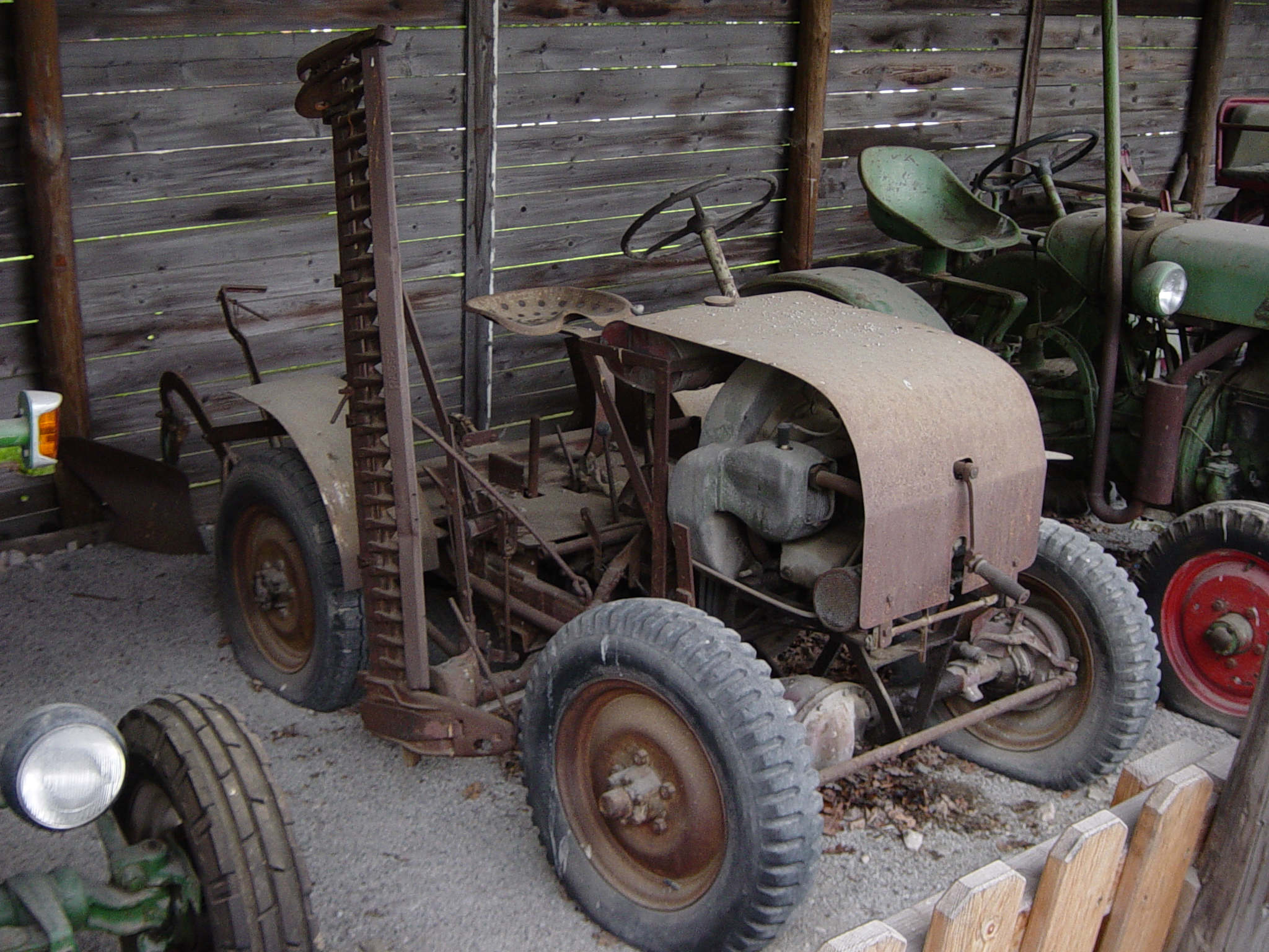 File:Traktor Hessenpark.jpg - Wikimedia Commons