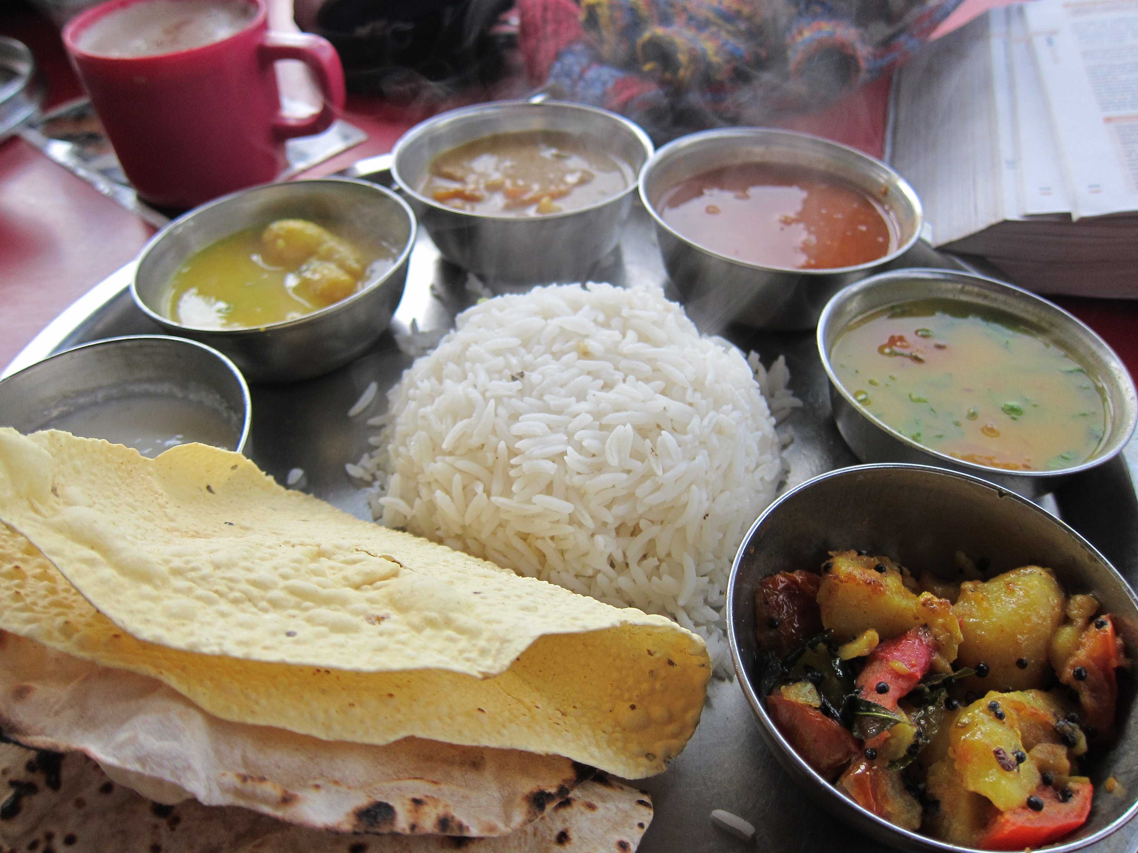 File:'7' An Eastern Indian Thali, traditional style of ...