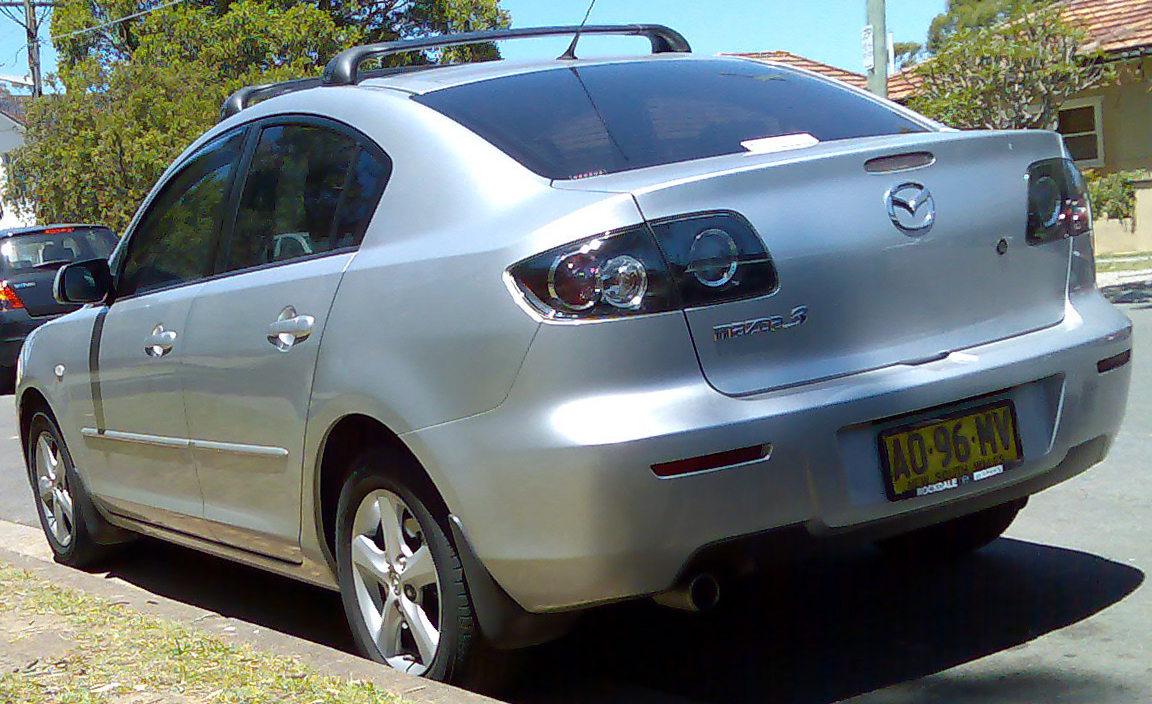 File:2006-2008 Mazda 3 (BK Series 2) Maxx sedan 02.jpg - Wikimedia