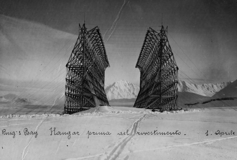 File:Airship Hanger built in King’s Bay Spitsbergen 1926.jpg