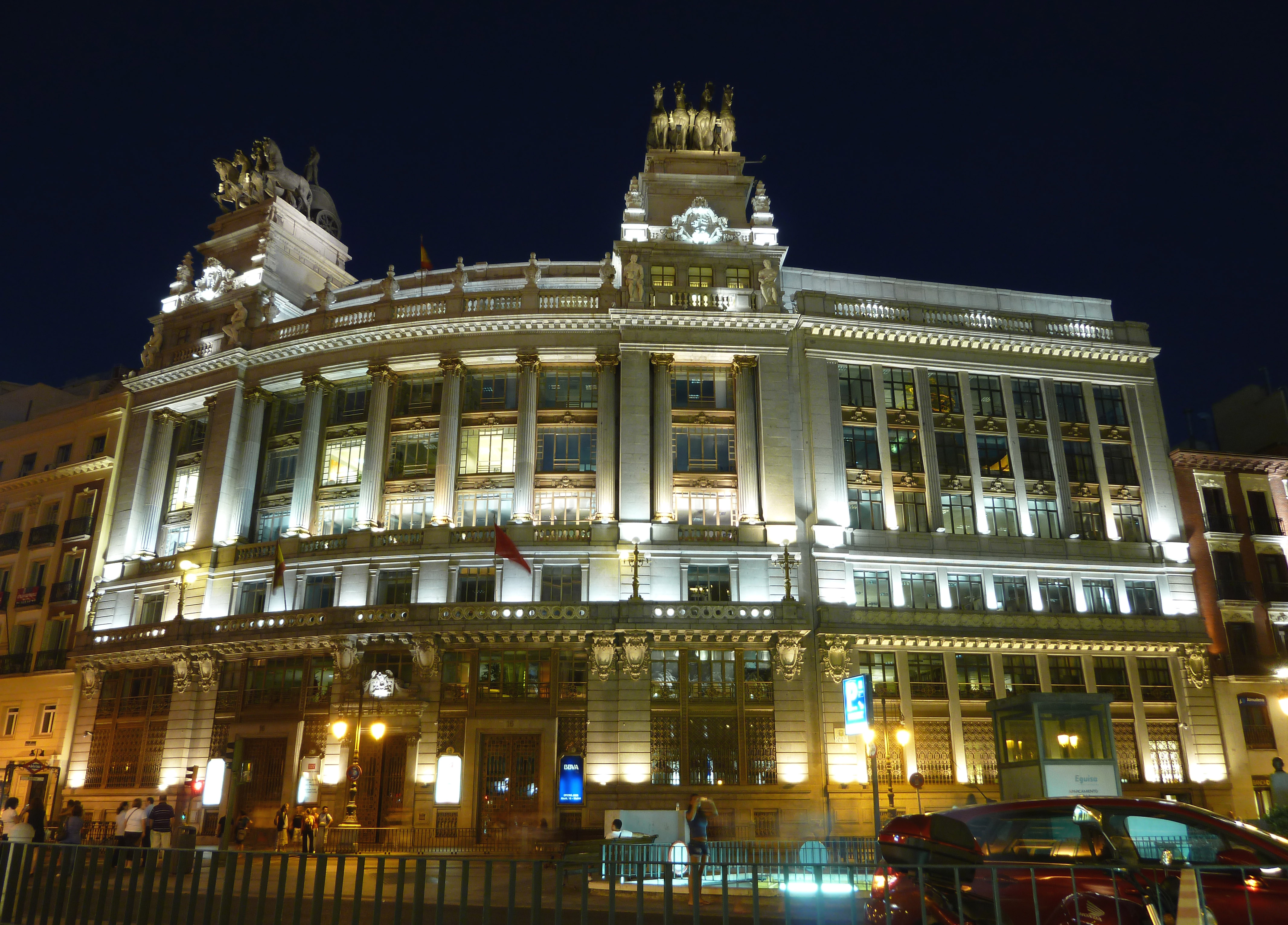 File:Banco de Bilbao (c. Alcalá 16, Madrid) 14.jpg ...