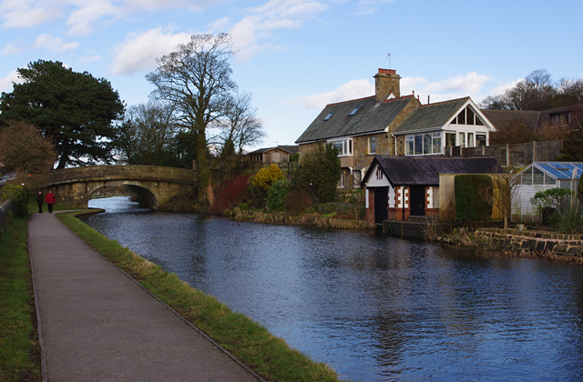 Bridge 95, Lancaster Canal - geograph.org.uk - 2812044