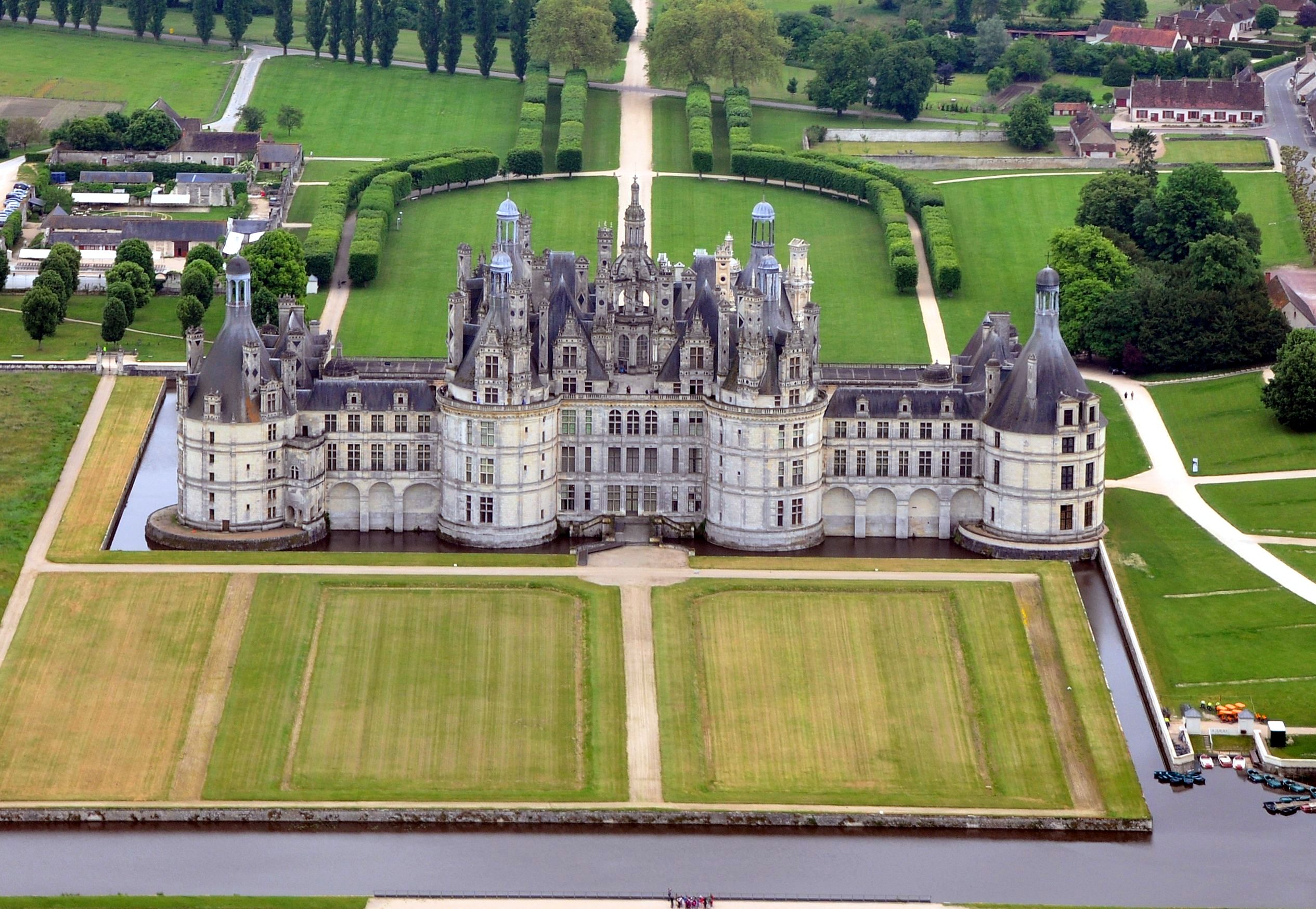 Замок во Франции Шато Шамбор
