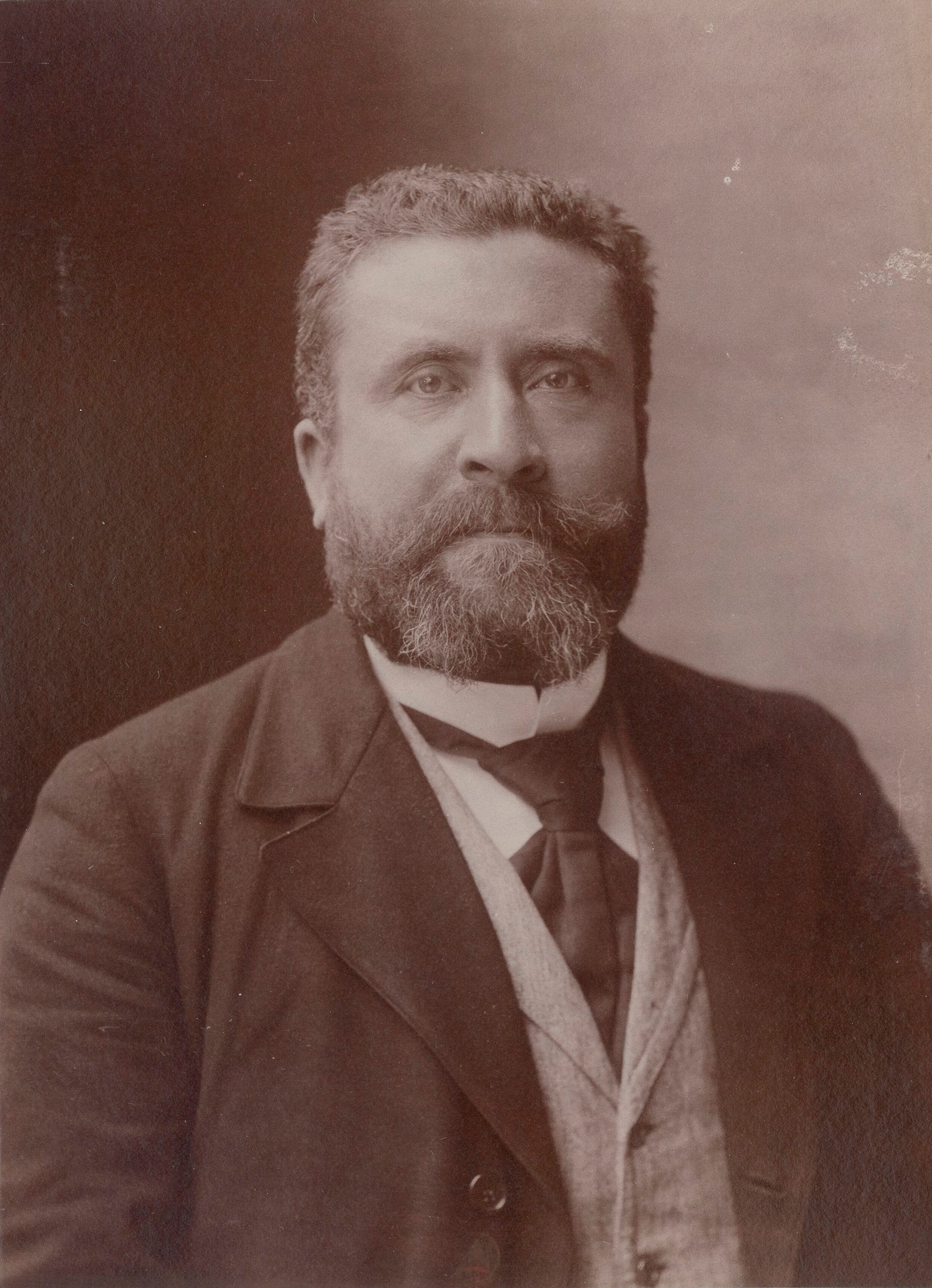 File:Jean Jaurès, 1904, par Nadar.jpg