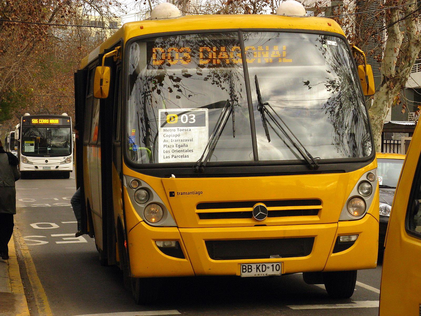 Желтые автобусы дети. Автобус желтый. Маленький желтый автобус. Желтый автобус дети. Русские автобусы.