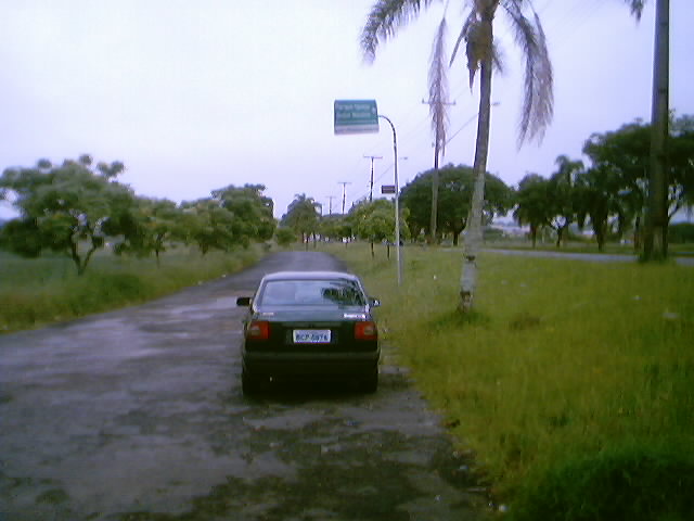 File:ParqueIguaçuCuritiba.JPG