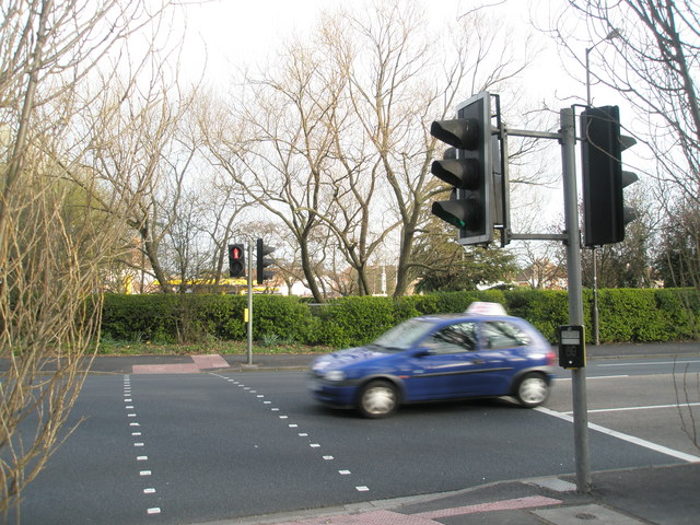 Using the road - Pedestrian crossings (191 to 199) - THE HIGHWAY CODE