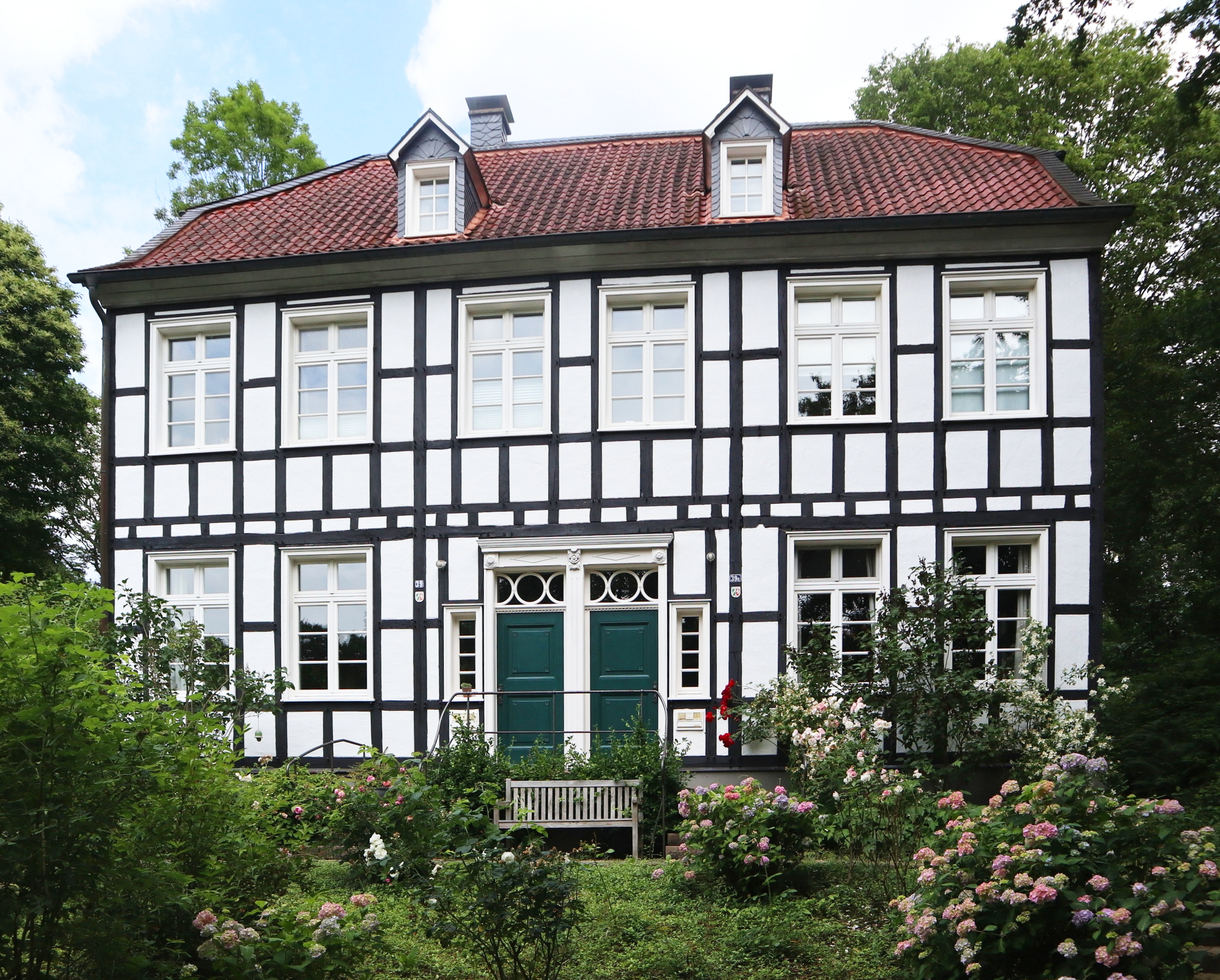 Das ''Peter-Knecht-Haus'' in Solingen-Dahl
