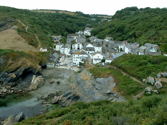 File:Portloe - geograph.org.uk - 224032.jpg