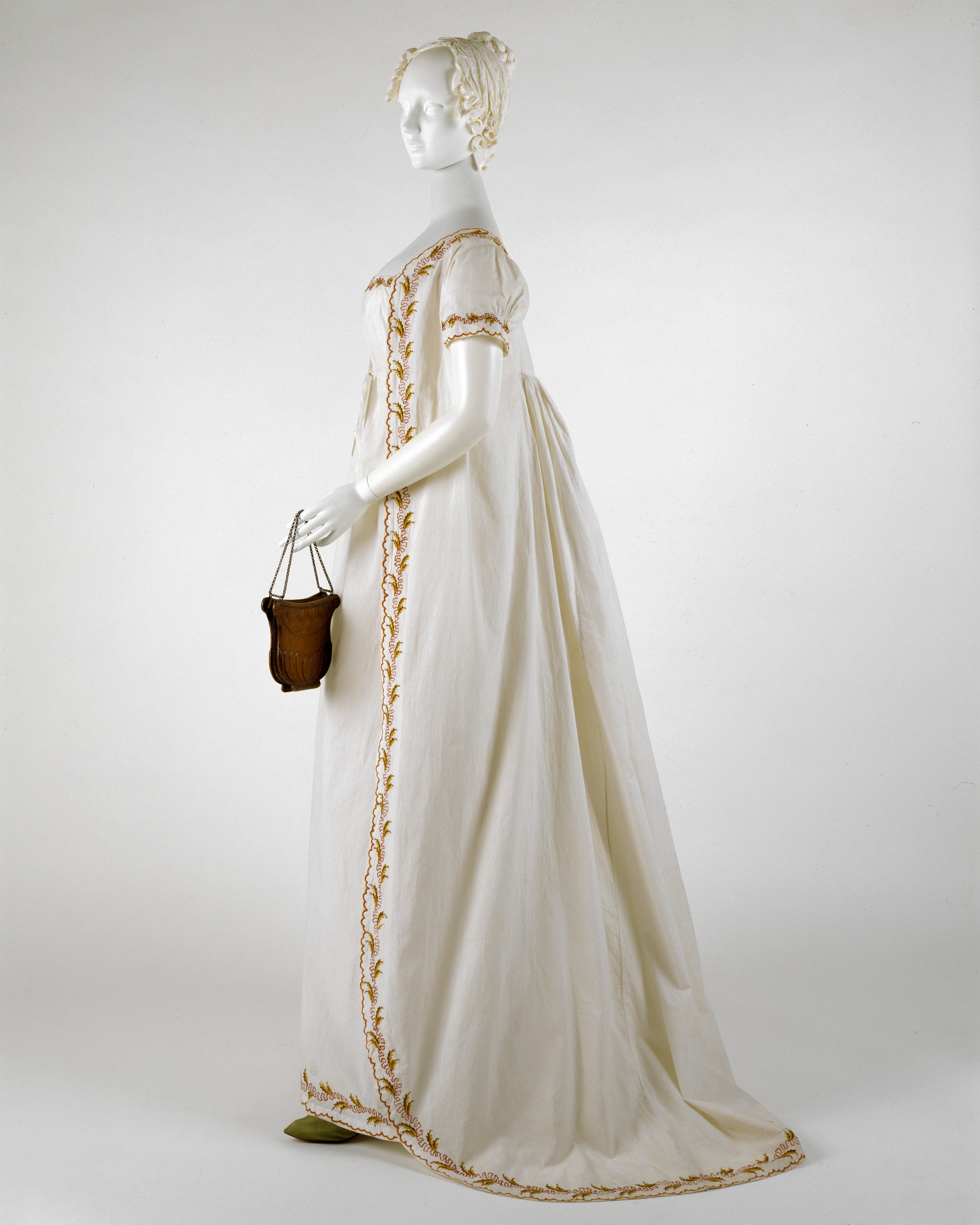 Бальные платья 1812 года