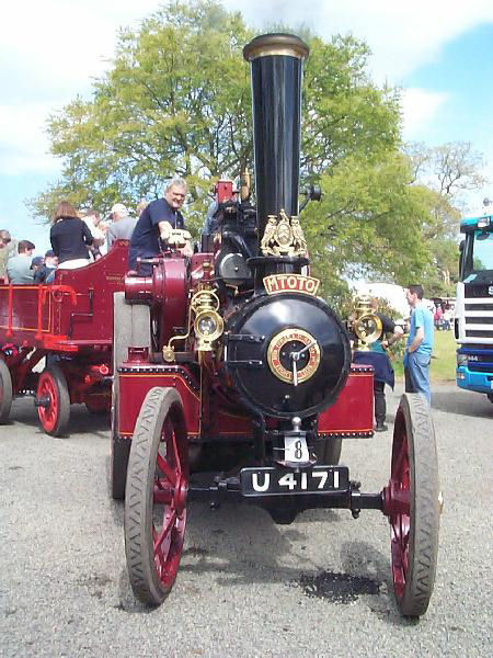 File:Shane's Castle Annual Steam Traction Rally (14) - geograph.org.uk - 1709516.jpg