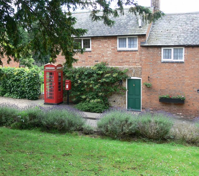 File:The Old Post House, Keyham - geograph.org.uk - 472450.jpg