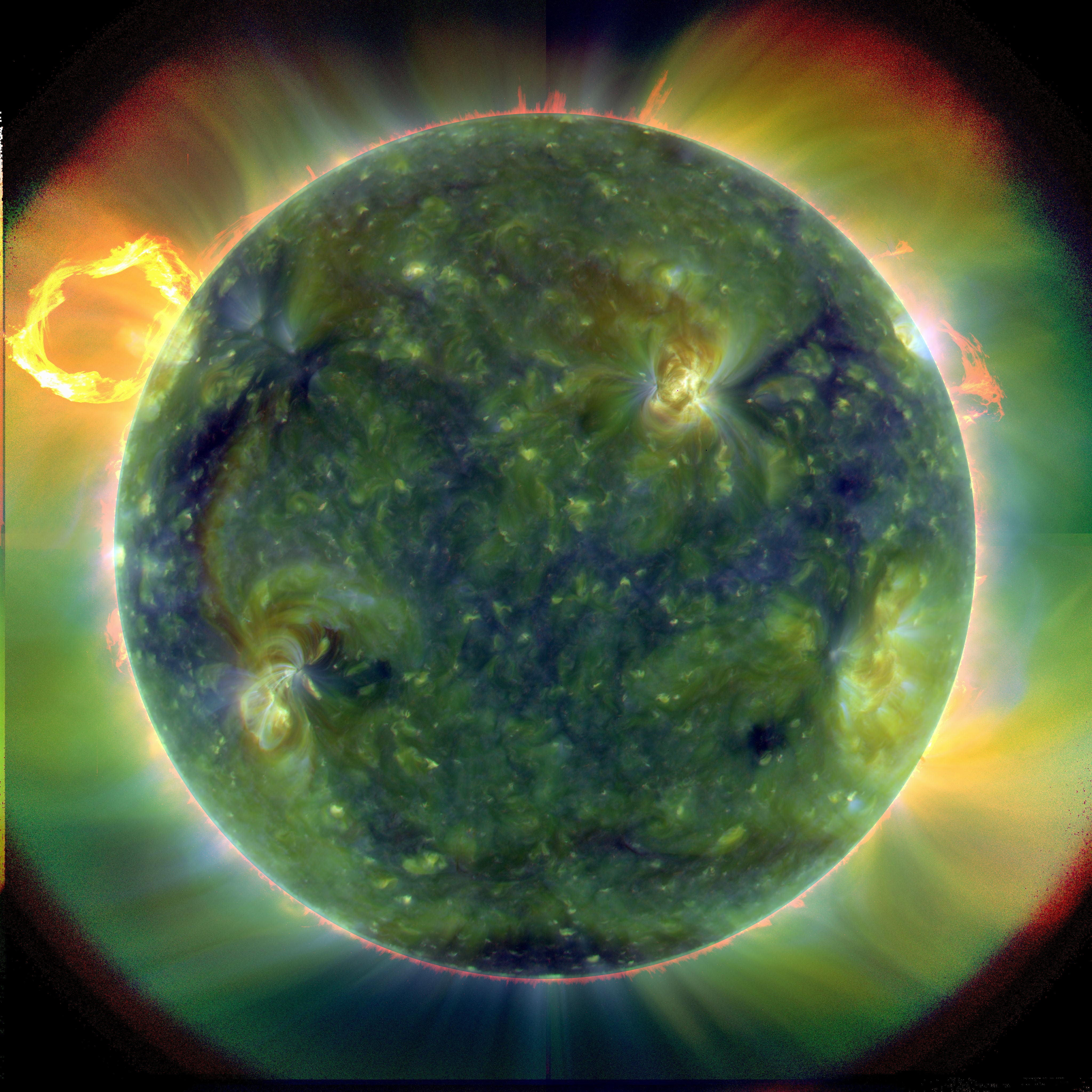 Ultiwavelength extreme ultraviolet sun.jpg