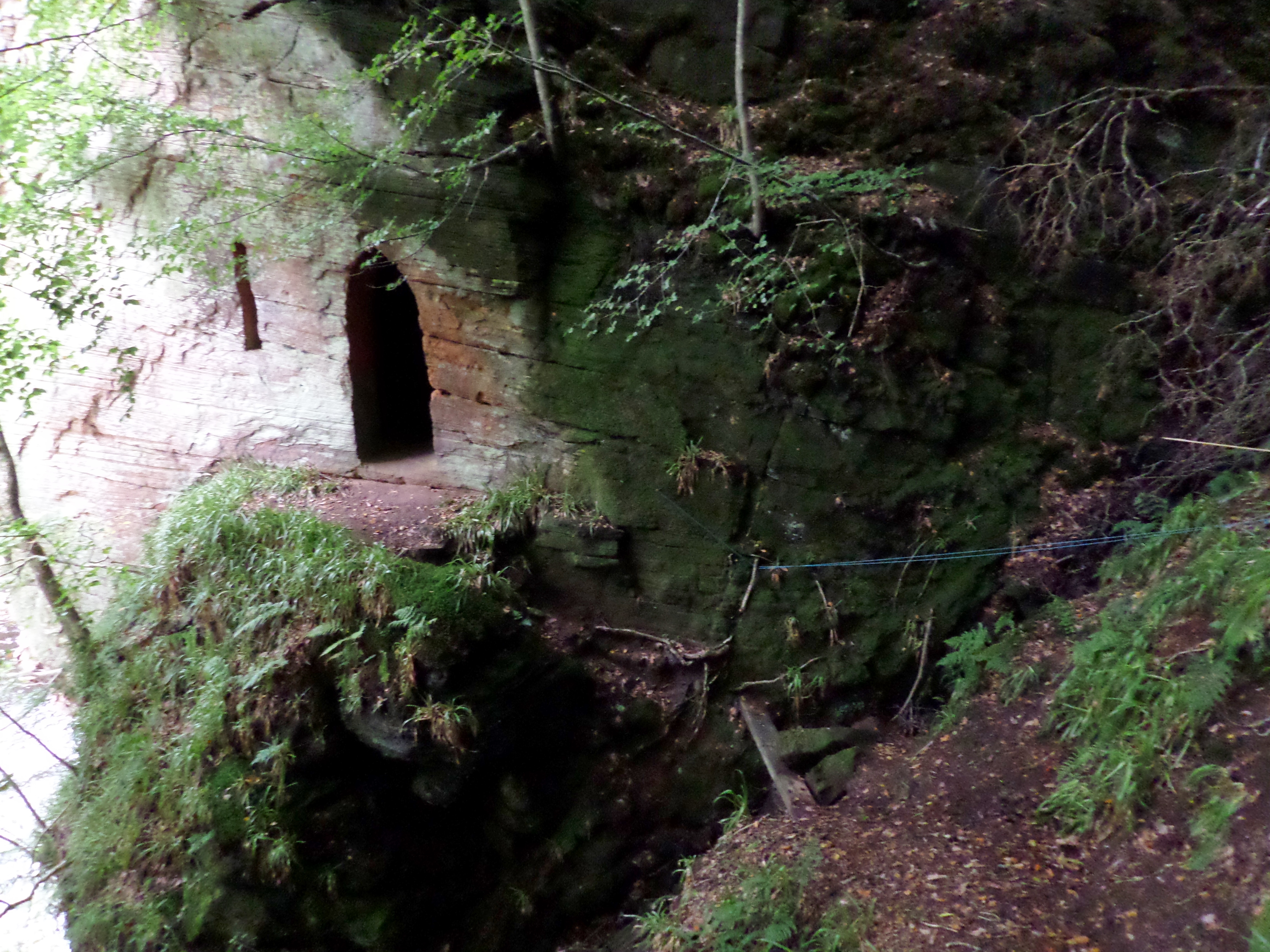 Wallace's Cave, Auchinleck