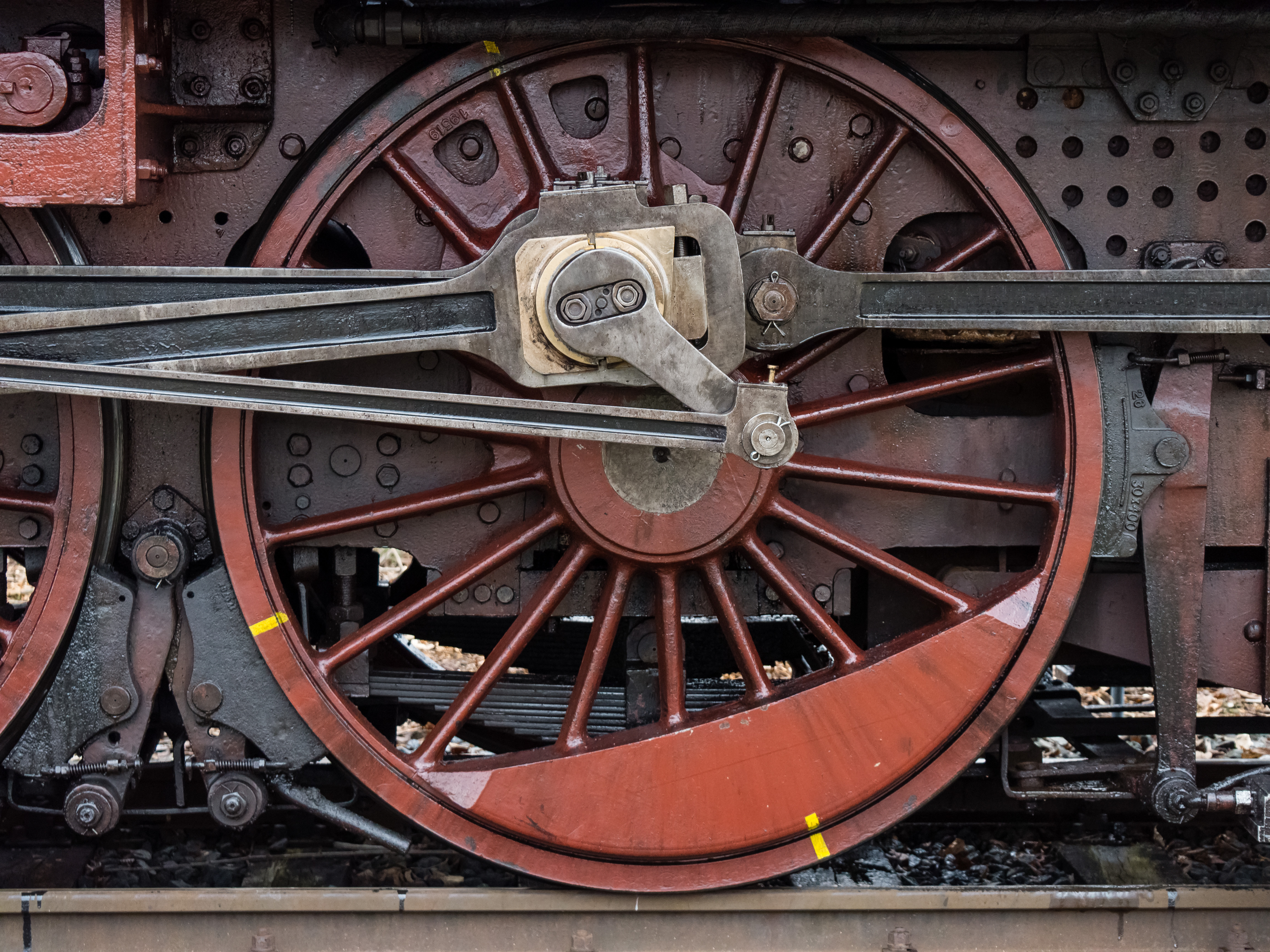 Steam engines were first pulled by фото 48