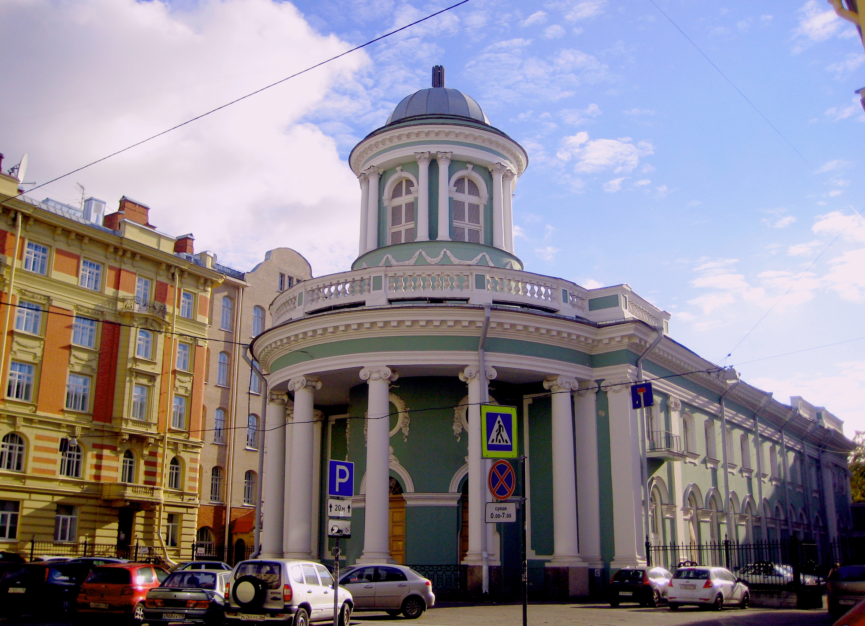 Анненкирхе в санкт петербурге. СПБ Лютеранская Церковь Святой Анны. Кирочная улица 8 в Санкт-Петербург Церковь Святой Анны. Церковь Святой Анны, Анненкирхе. Кирочная улица, 8.. Лютеранская Церковь СПБ Кирочная.