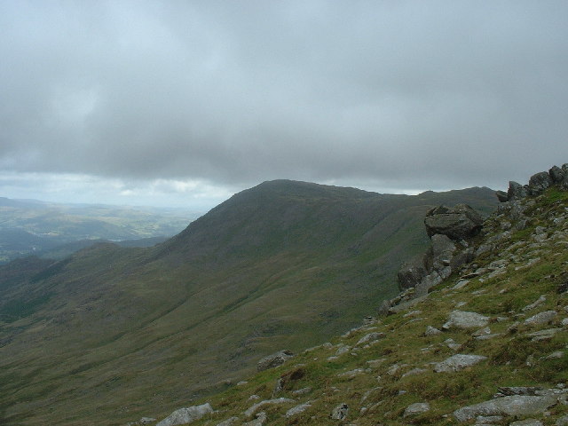 File:Ascending Great Carrs - geograph.org.uk - 96205.jpg