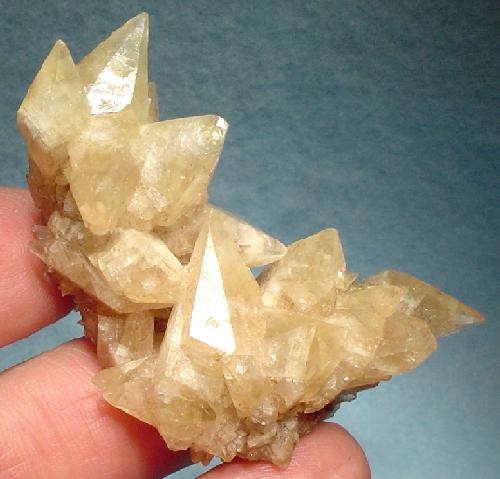 File:Calcite-118133.jpg