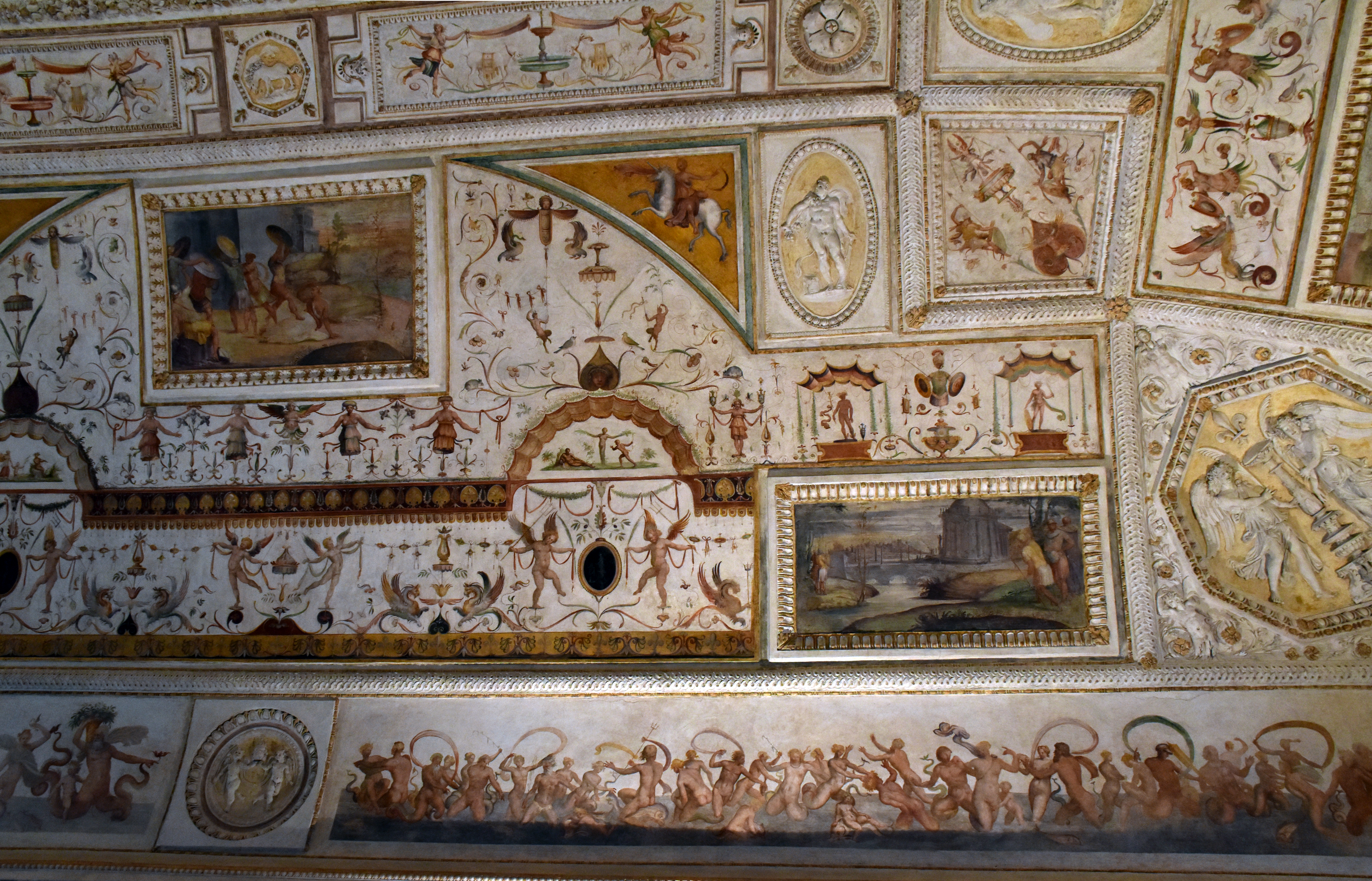 Золотой дом Нерона Рим фрески