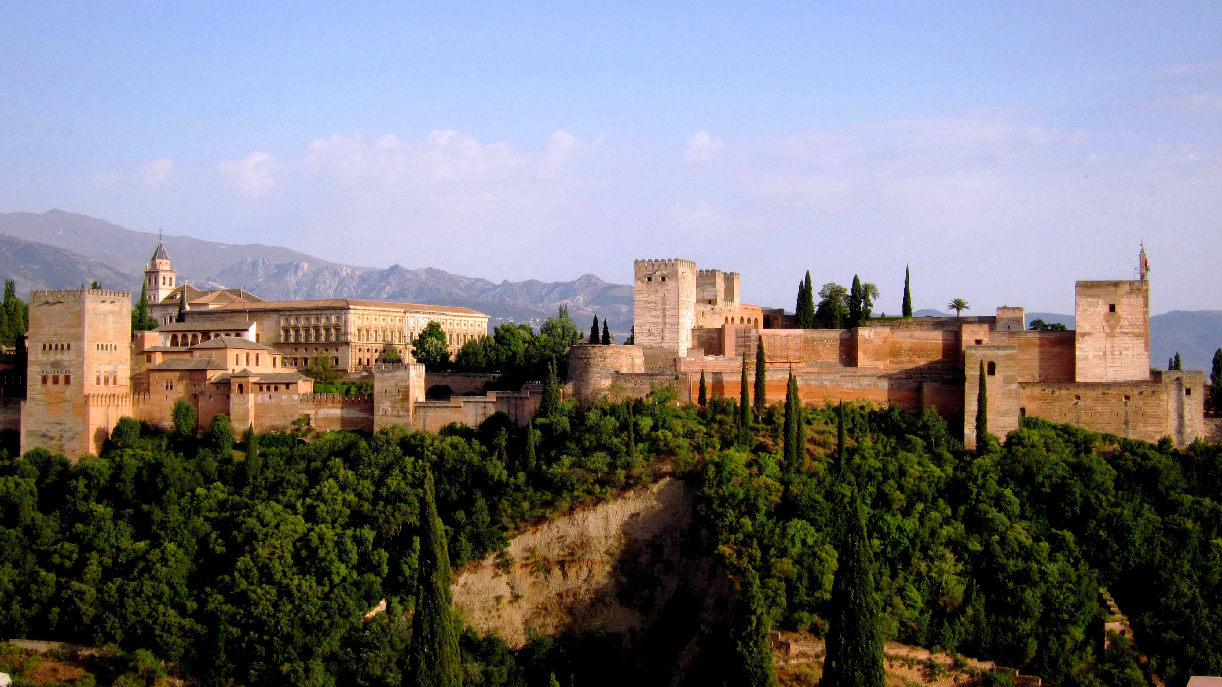 Alhambra – Wikipedia