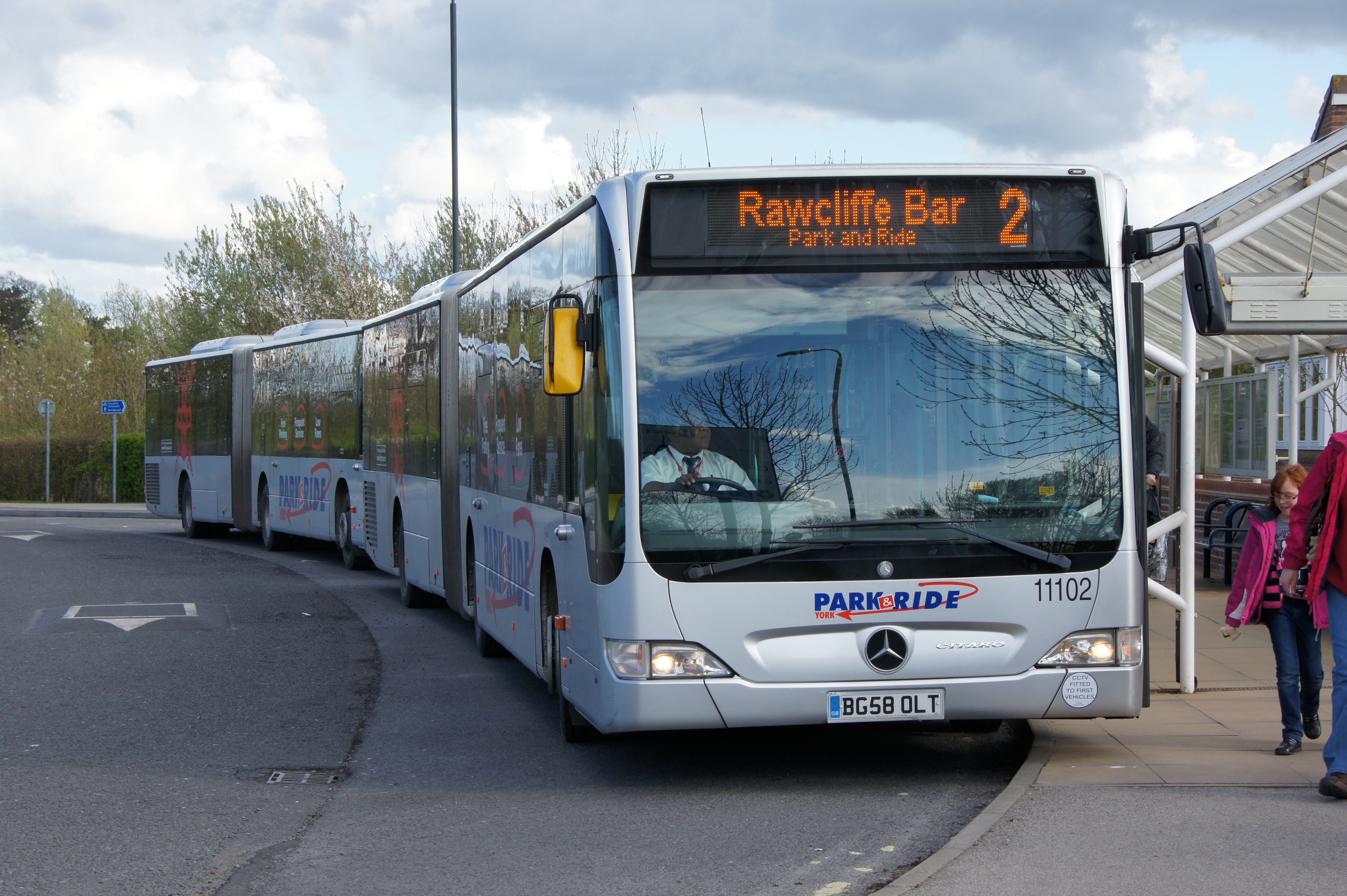 File:First York bus 11102 (BG58 OLT), 10 April 2012.jpg - Wikipedia