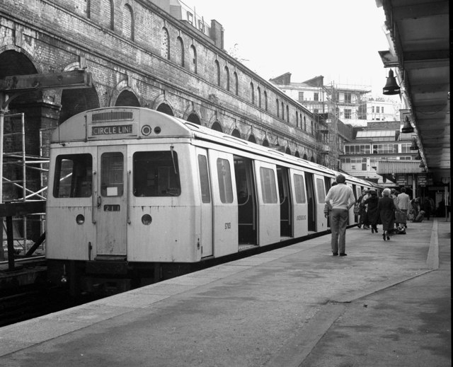 Gloucester Road station - geograph.org.uk - 640838