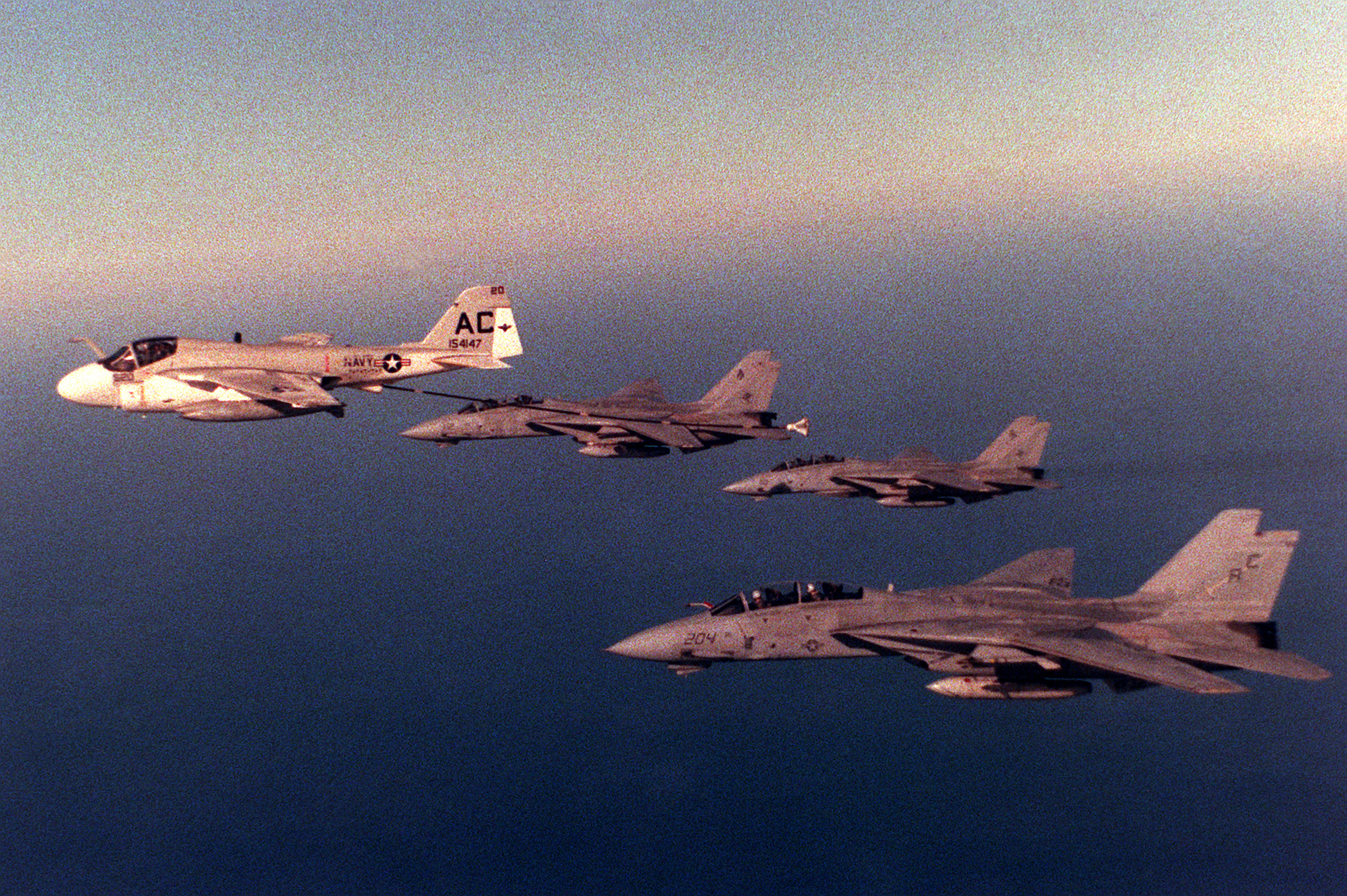 File:Grumman KA-6D Intruder of VA-75 refuels Grumman F-14A Tomcats 