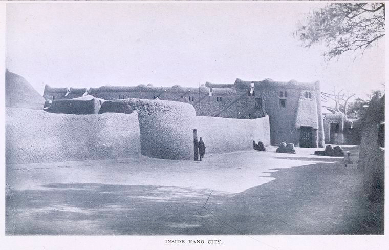 File:Inside Kano city-1911.jpg