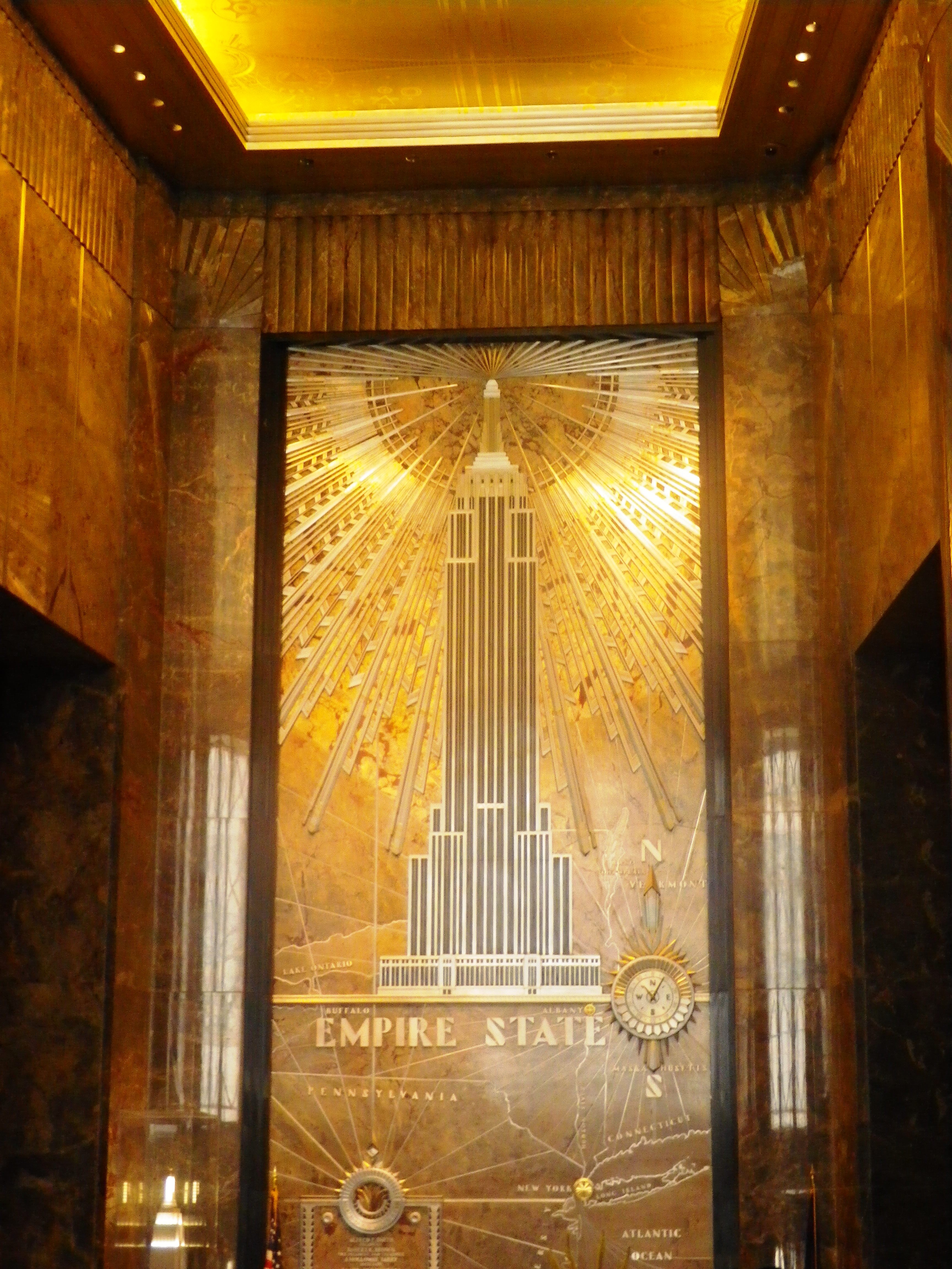 File Interior Of The Empire State Building In New York City