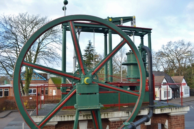 Fil:Loughborough Beam Engine - geograph.org.uk - 2734519.jpg