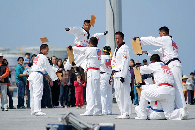 File:ROCMC Chikwondo Team promotion 20090308a.jpg