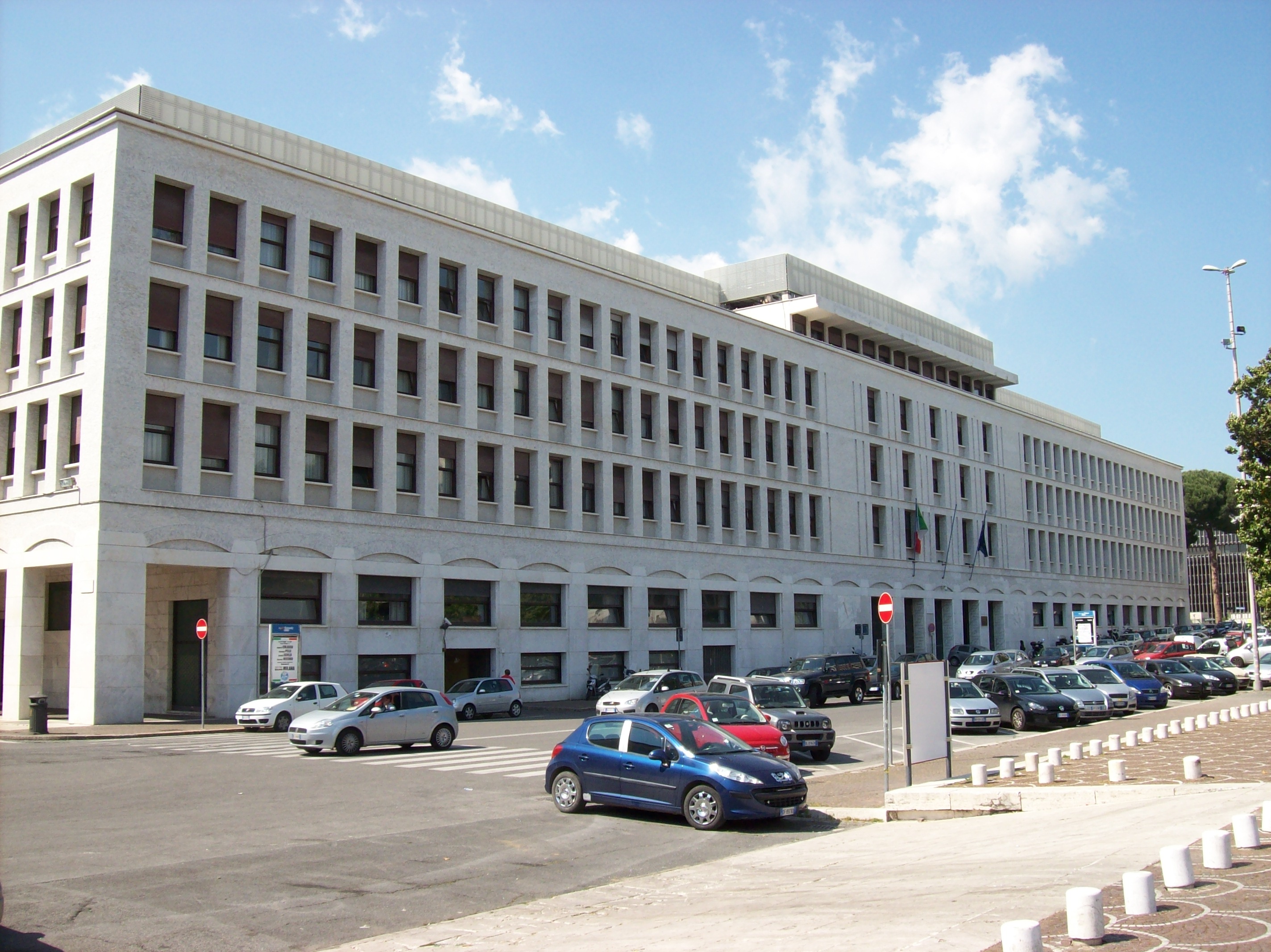 Building of the former INA/INPS - Ministry of Education, University and Research