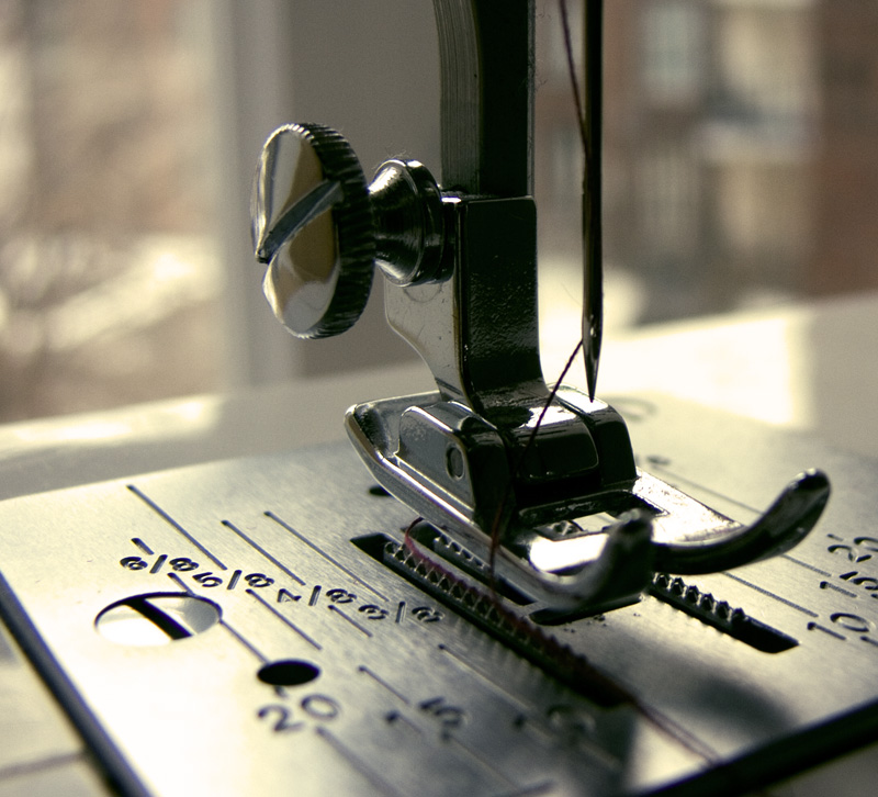 Sewing machine - Wikipedia