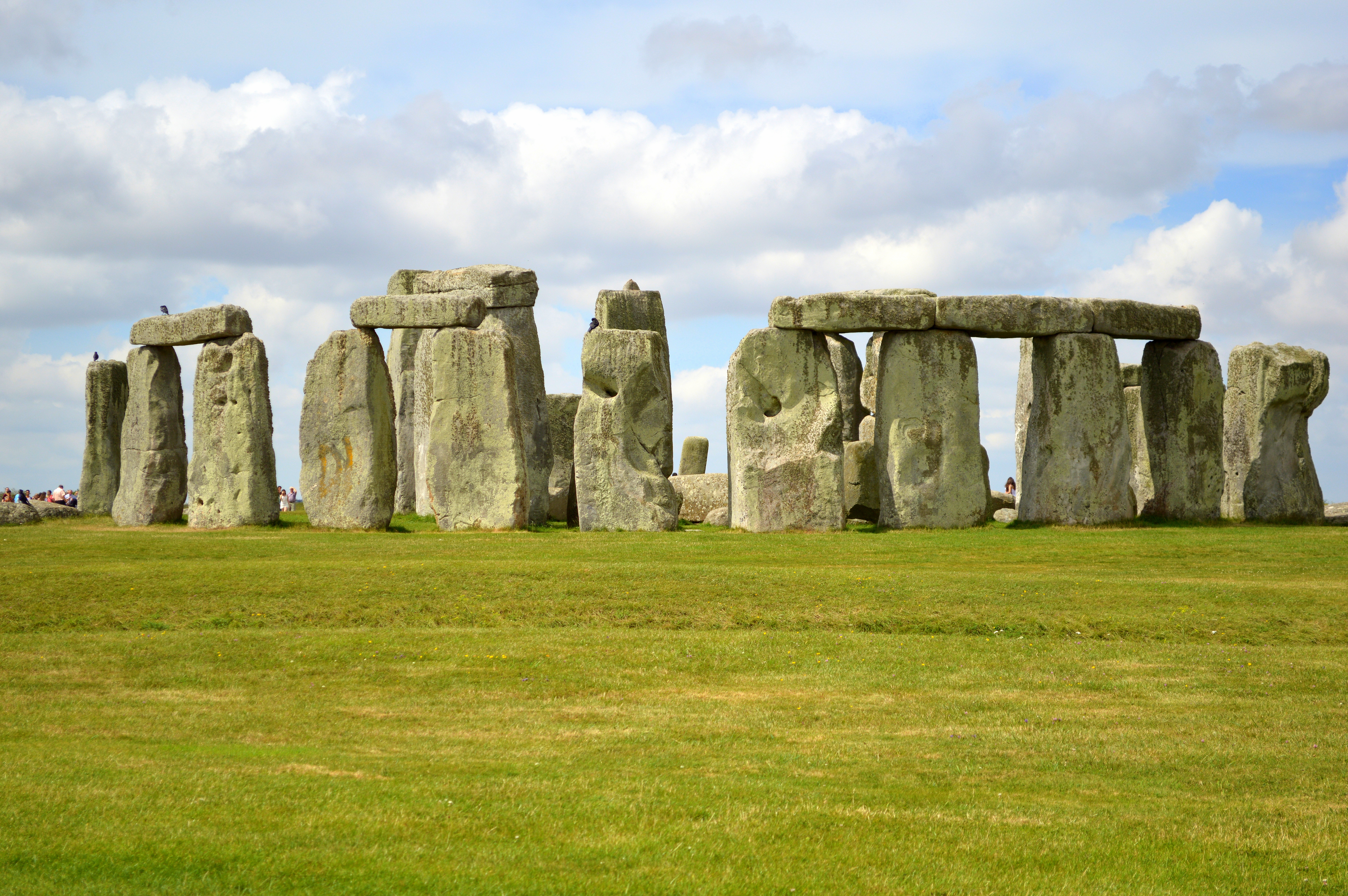 Stonehenge - England 1.jpg. 