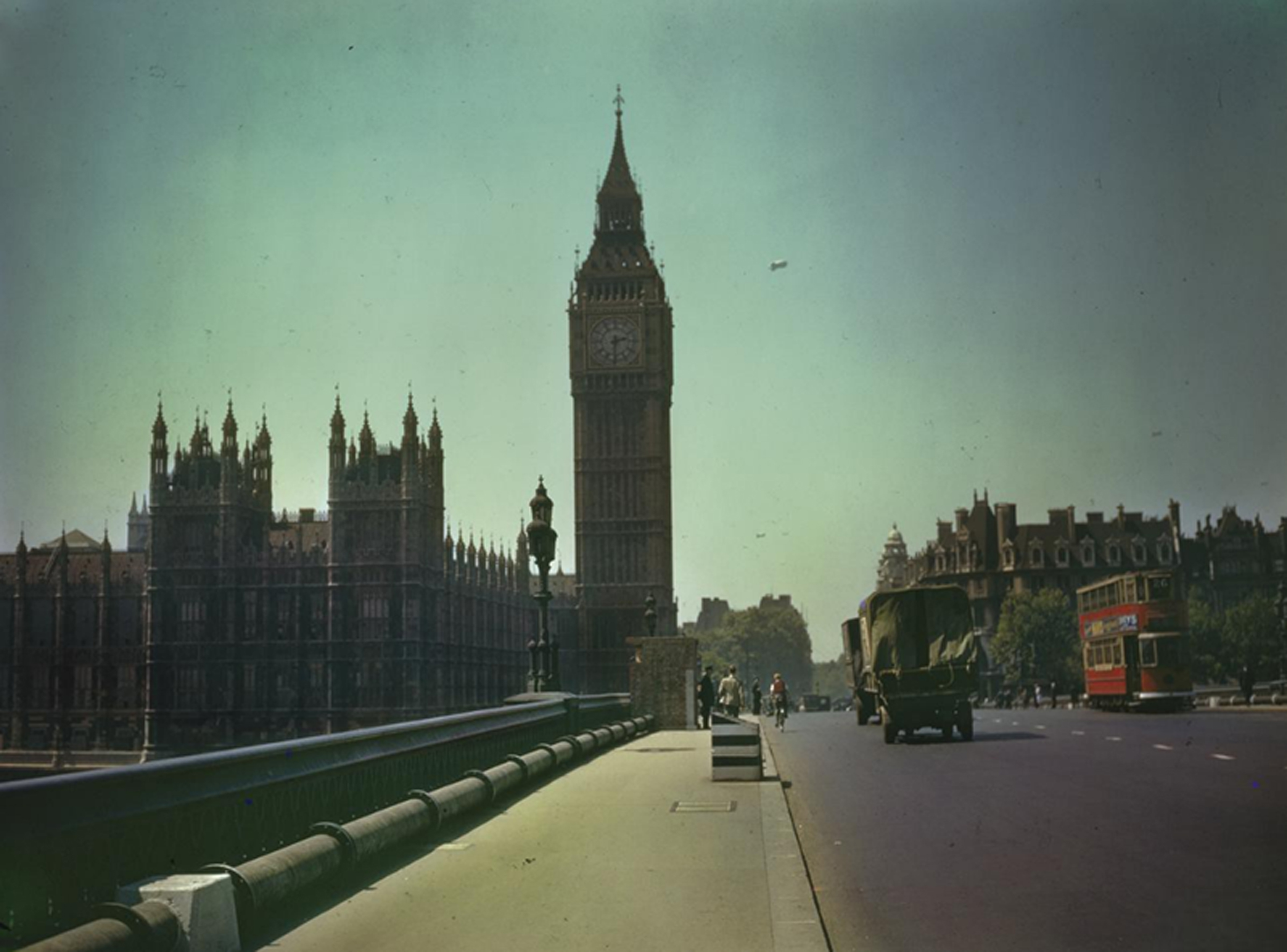 Лондон после. Лондон 1945 год. London 1940 Blitz. Лондон 1940 год. 1940 Год Англия Лондон.