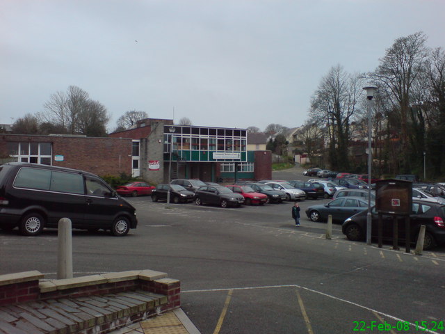 File:The old college in Haverfordwest - geograph.org.uk - 771040.jpg