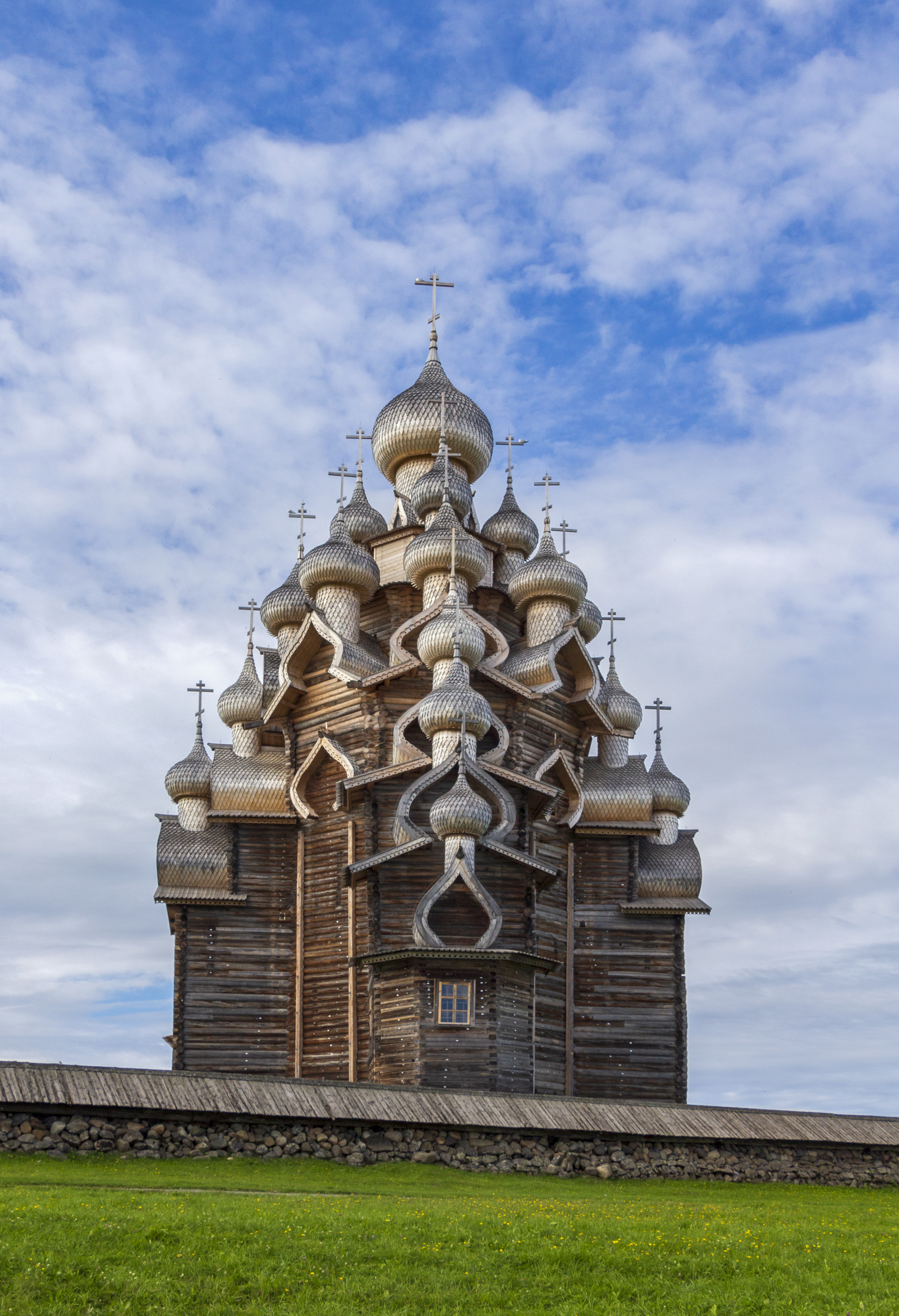 Преображенская Церковь в Кижах 1714