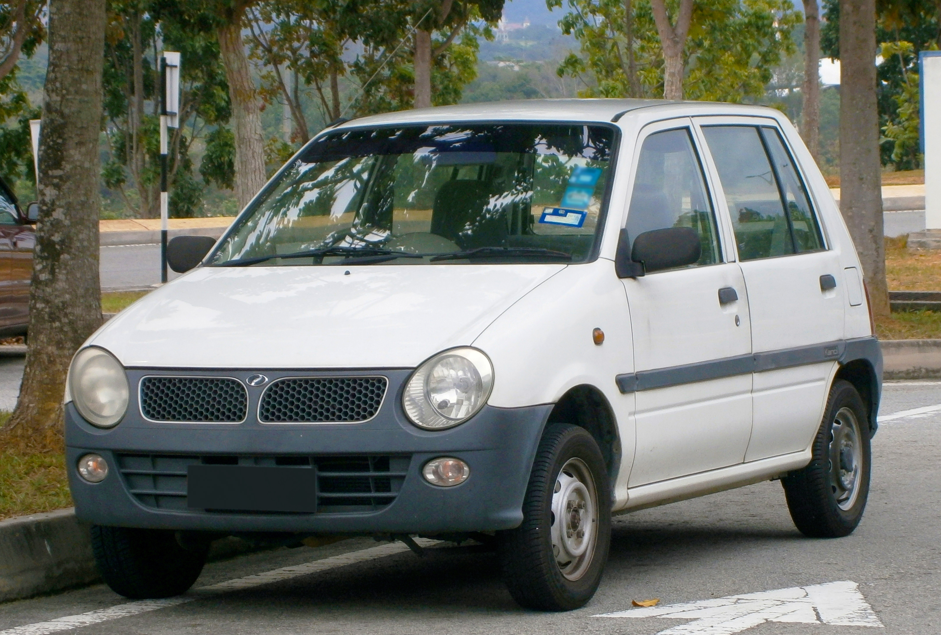 File:2006 Perodua Kancil 660 EX in Cyberjaya, Malaysia (01 