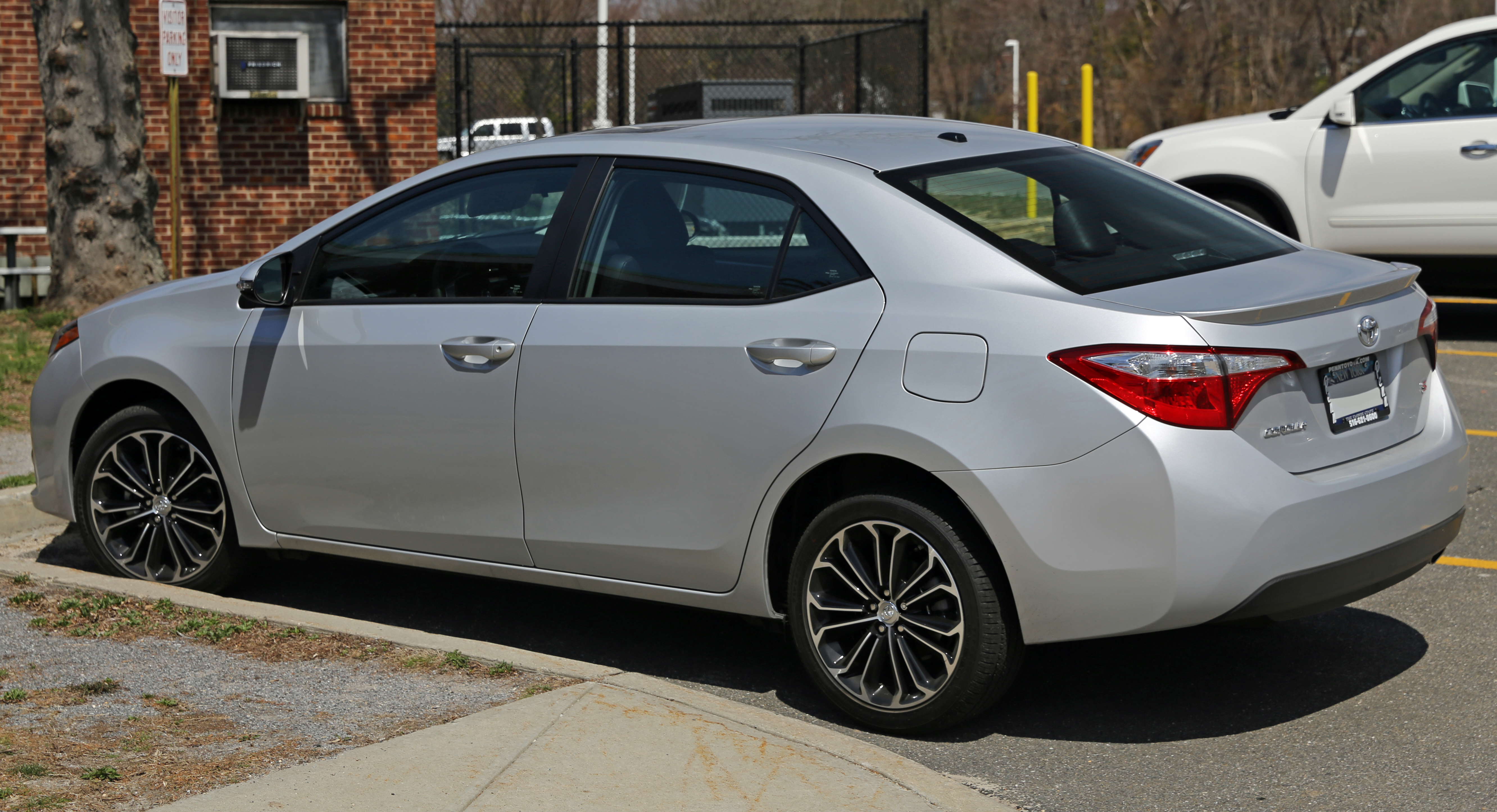 File:Toyota Corolla E12 Facelift 20090620 rear.JPG - Wikimedia Commons