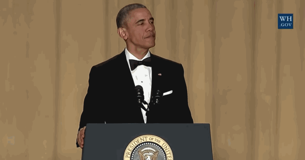 https://upload.wikimedia.org/wikipedia/commons/1/15/Barack_Obama_drops_the_mic.gif