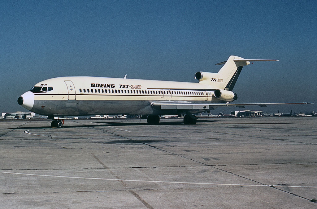 File:Boeing 727-200, Boeing Company JP6850259.jpg - Wikimedia Commons