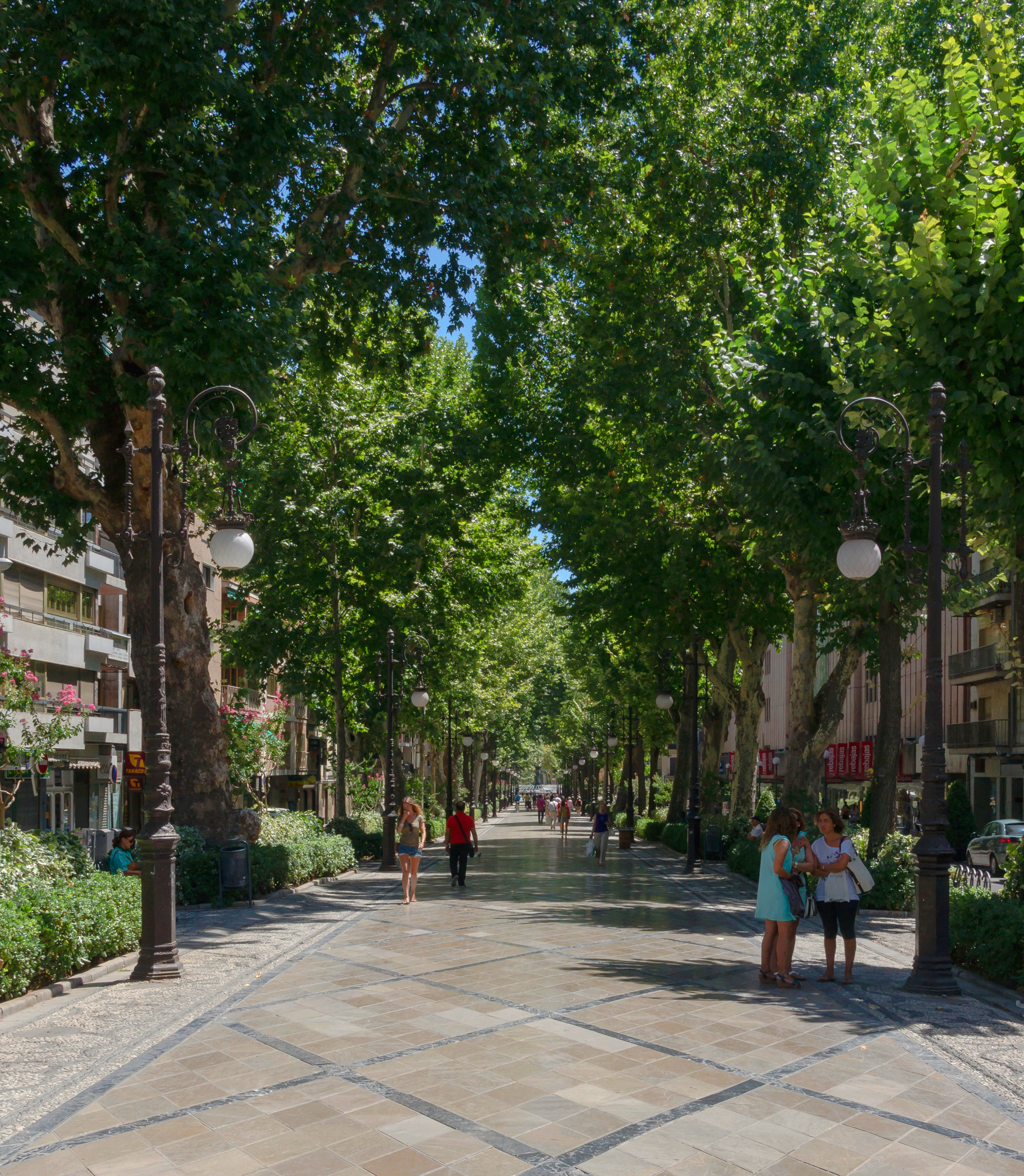 File:Carrera de la Virgen Granada  - Wikipedia