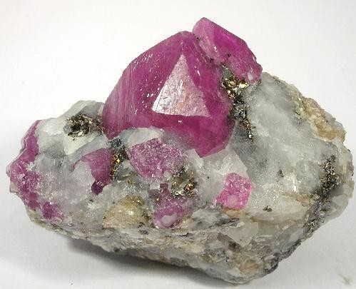 File:Corundum-120979.jpg