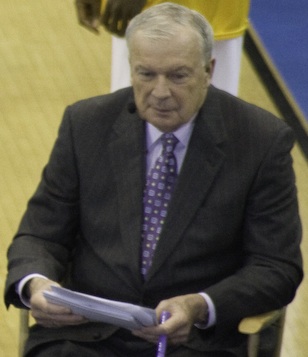 <span class="mw-page-title-main">Digger Phelps</span> American college basketball coach and broadcaster