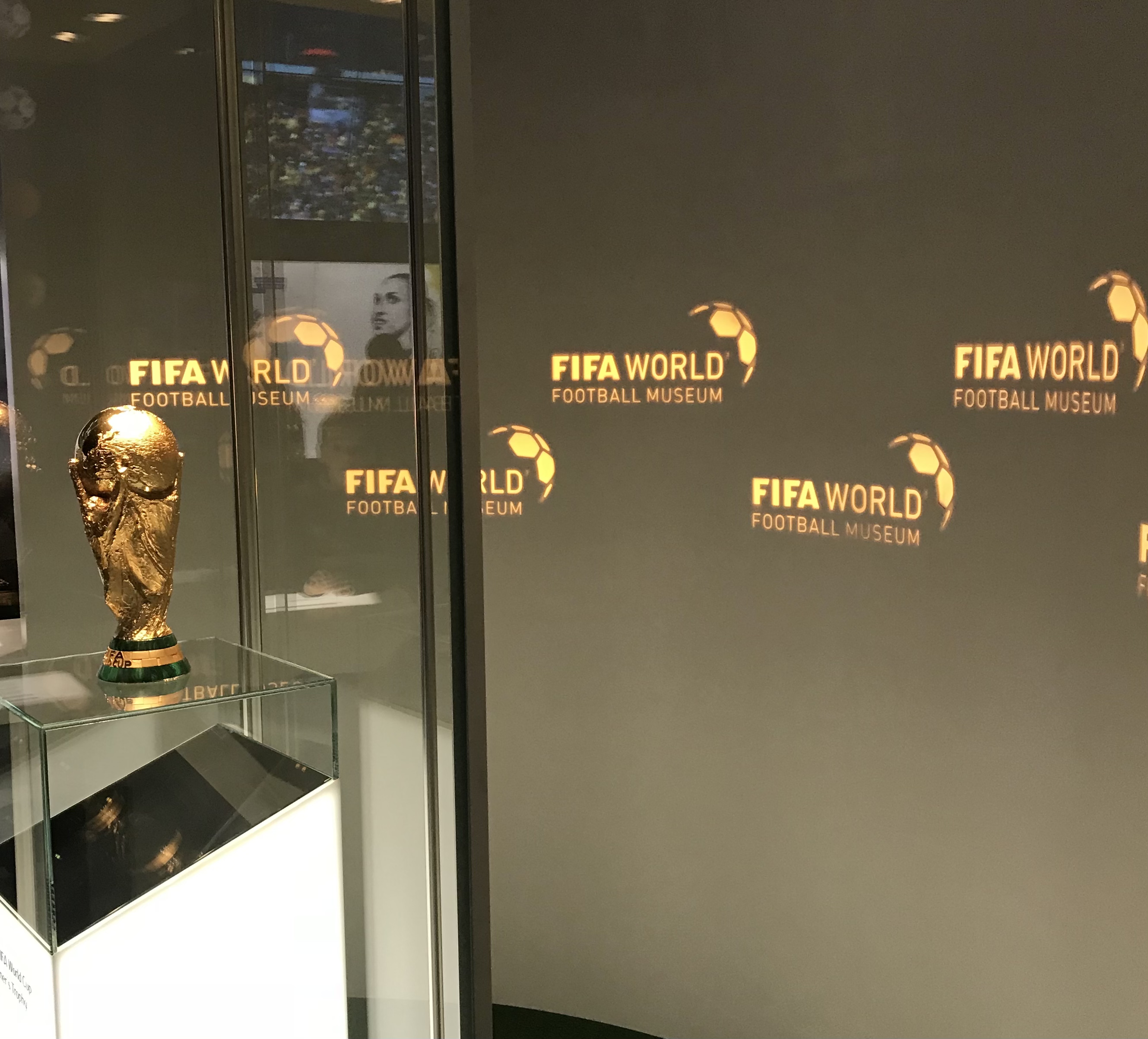 File:FIFA World Cup Trophy (Ank Kumar, Infosys Limited) 03.jpg - Wikipedia