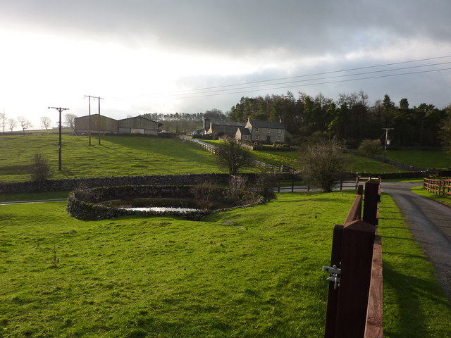 File:Farm at end of Whitfield Lane - geograph.org.uk - 1613469.jpg