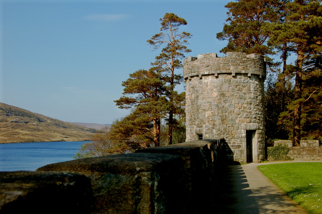 File:Glenveagh National Park - Castle Tower - geograph.org.uk - 1188727.jpg